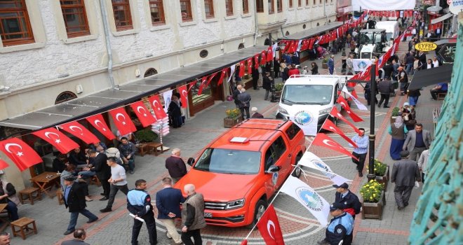 Bartın Belediyesi Yeni Araçlarını Tanıttı