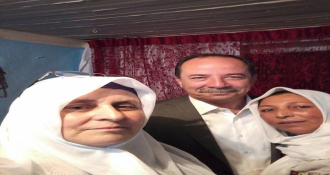 Başkan Gürkandan Mahalle Selfisi