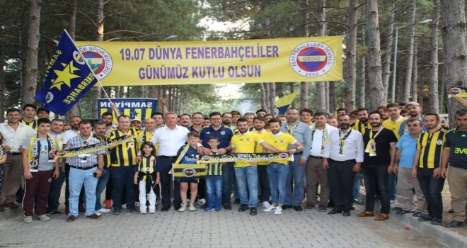 Gedizde Dünya Fenerbahçeliler Günü Coşkusu