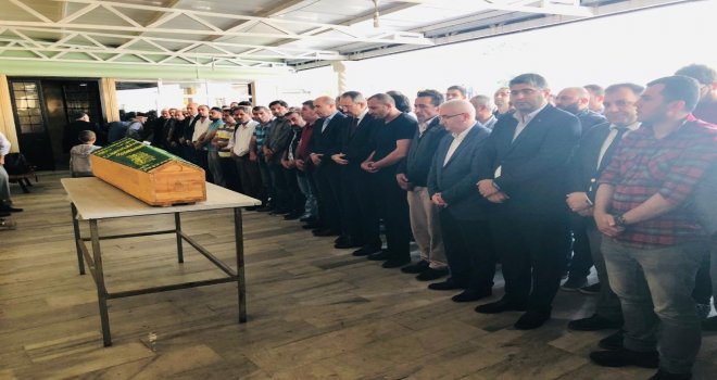 (Özel) Sultanbeylideki Yangında Hayatını Kaybeden Minik Mustafa Son Yolculuğuna Uğurlandı