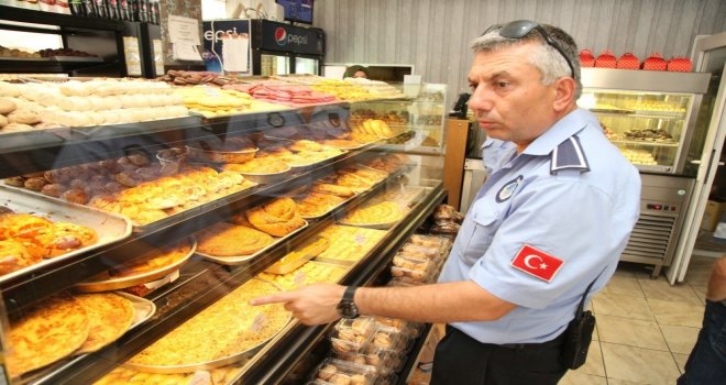 Odunpazarı Zabıtasından Bayram Öncesi Tatlı Denetim