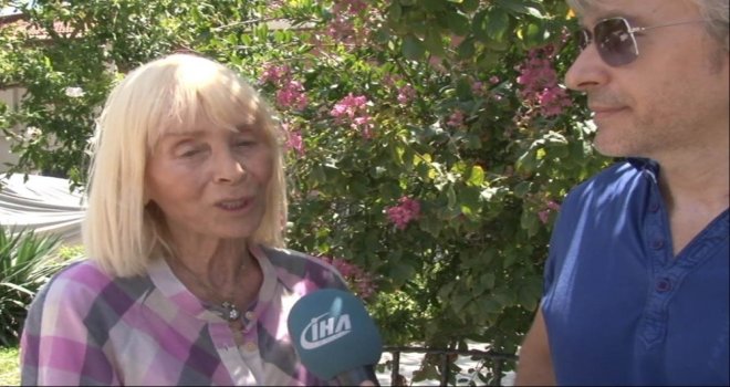 Cüneyt Arkının Sağlık Durumuyla İlgili Eşi Ve Oğlu Konuştu