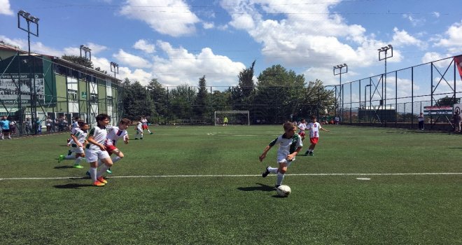 Tren Kazasında Hayatını Kaybeden Oğuz Arda Sel İçin Futbol Turnuvası Düzenlendi
