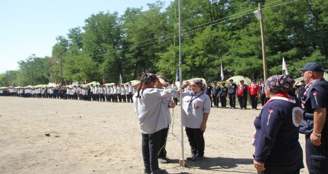 İzciler Dedelerini Anmak İçin Malazgirtte Buluştu