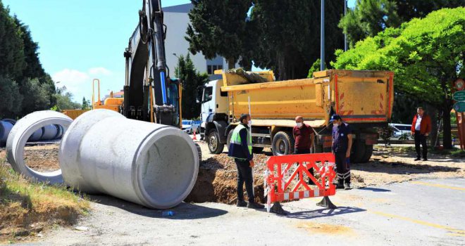 Hasan Ercan Caddesi'nde çalışmalar devam ediyor