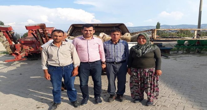 Selendili Genç Çiftçilere Küçükbaş Hayvan Desteği