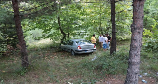 Kontrolden Çıkan Otomobil Ormanlık Alana Uçtu: 1 Yaralı