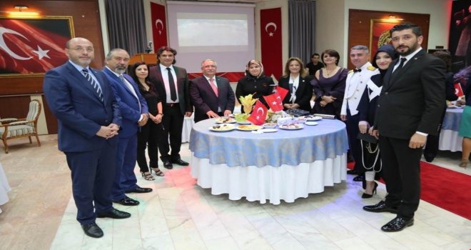 Bayramlar, Birlik Ve Beraberliğimizi Pekiştiriyor