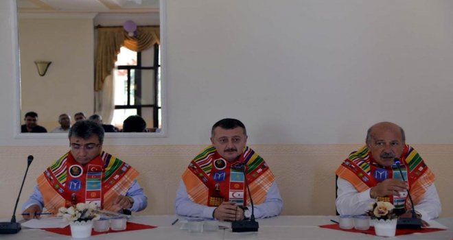 Yörük Kurultayı Vali Büyükakın Başkanlığında Toplandı