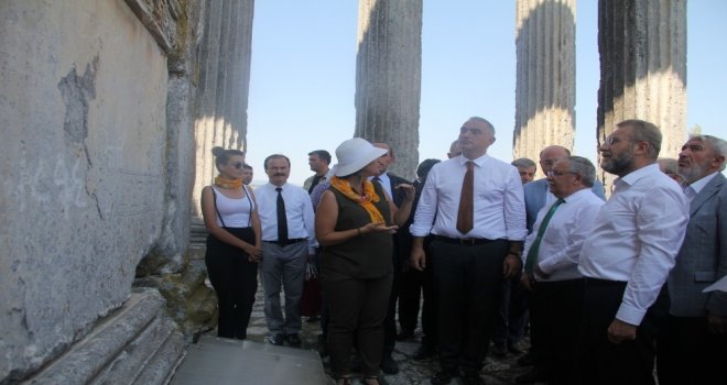 Bakan Ersoy: Aizonai Antik Kentinin Bölge Turizmine Kazandırılması İçin Gerekli Desteği Vereceğiz