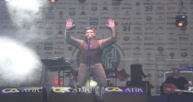 Seydişehirdeki Kalkınma Şöleni Uğur Işılak Konseriyle Sona Erdi