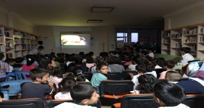 Animasyon Film Gösterimine Yoğun İlgi