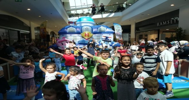 Forum Erzurumun Minik Misafirleri Robocar Poliyle Eğlendi!