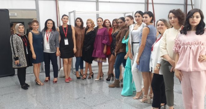 Uşak Üniversitesinin Genç Tasarımcıları İzmir Fashion Prime Da