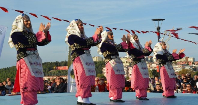 Uluslararası Troya Halk Dansları Festivali Gerçekleşti