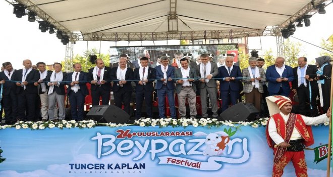 Ankara Büyükşehir Belediye Başkanı Tuna, Uluslararası Beypazarı Festivaline Katıldı
