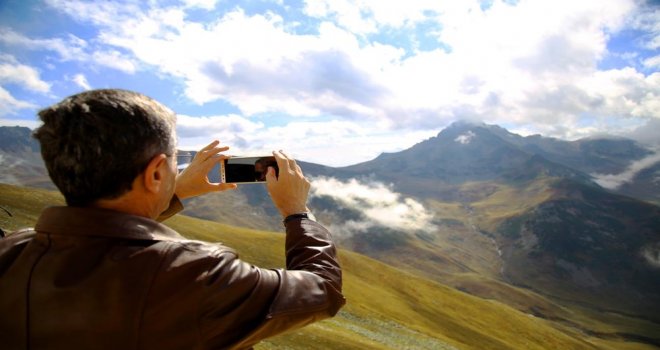 Rize Valisi Erdoğan Bektaş, Yayla Yollarında Yapılan Çalışmaları İnceledi