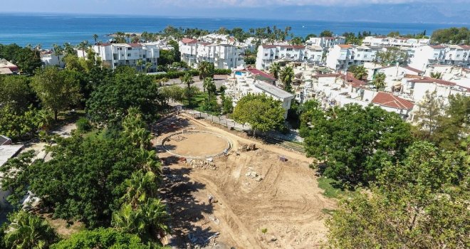 Muratpaşa Belediyesi Örnekköy Parkını Yeniliyor