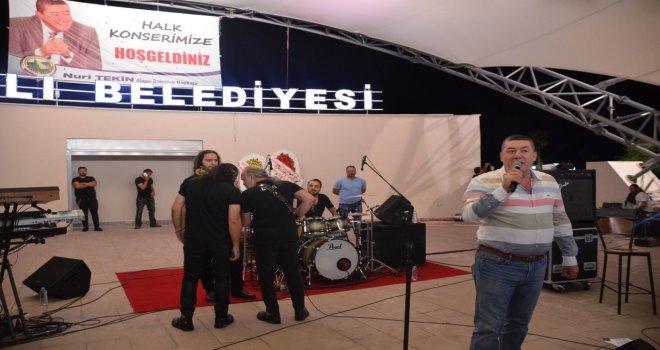 Kurtalan Ekspres Grubu Alaplıyı Salladı