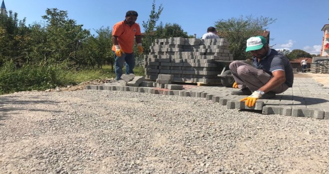 Yeni İmar Yolu Parke Taşlarla Düzenlendi