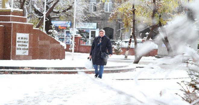 Ardahan Kent Merkezi Beyaza Büründü