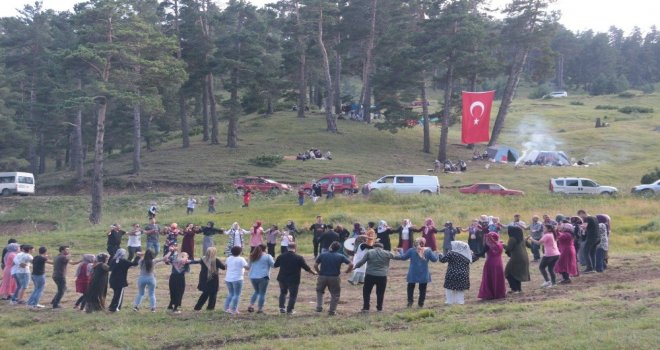 Güllüce Köylüleri Carmek Yaylasında Buluştular