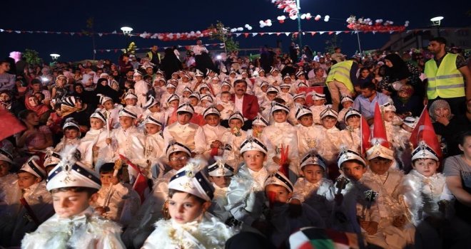 Muş Belediyesinin Sünnet Şöleni Renkli Görüntülere Sahne Oldu