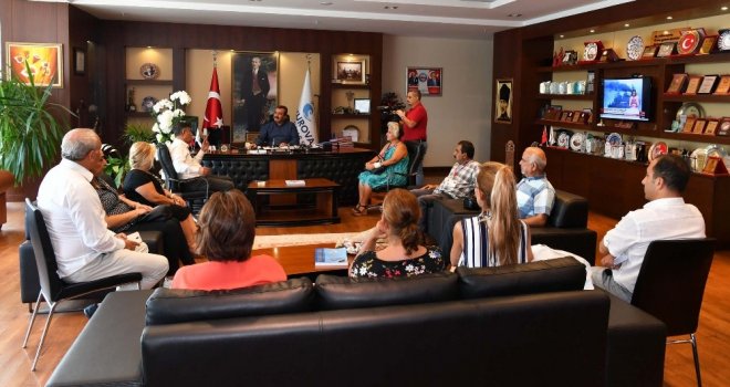 Hayvanseverlerden Başkan Çetine Ödül