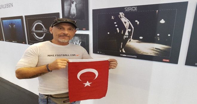 Kölndeki Photokina 2018 Fuarında Türk Bayrağı Açtı, İlgi Gördü