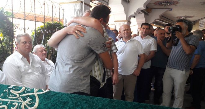 Tren Kazasında Ölen Kartal Çifti, Son Yolcuğuna Uğurlandı