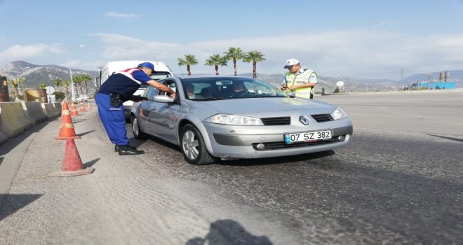 Antalyada Trafikte Havadan Ve Karadan Eş Zamanlı Kontrol