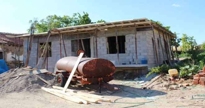 Kaman Kaymakamlığından İhtiyaç Sahibi Aileye Ev