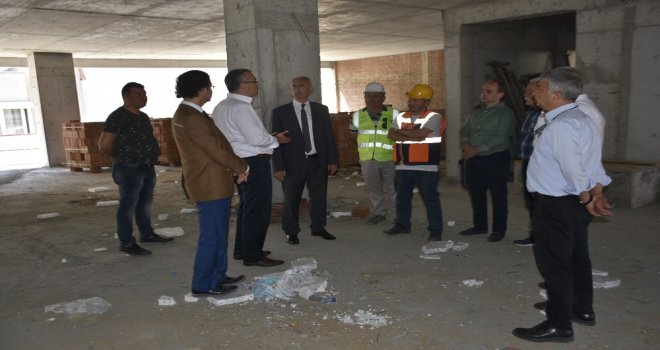 Kale Ve Altıntaş Kültür Merkezini İnceledi