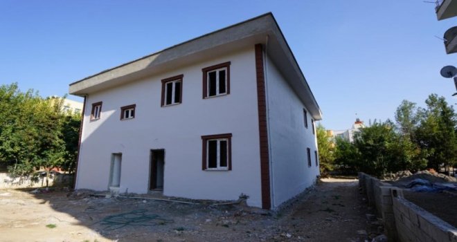 Taziye Evi İnşaatı Devam Ediyor