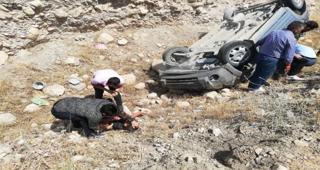 Hasankeyf Yolunda Trafik Kazası: 4 Yaralı