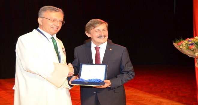 Ebyünün Yeni Rektörü Prof.dr. Levent Görevi Devraldı