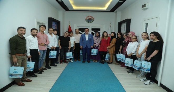 Geleceklerini İlkemle Kazandılar