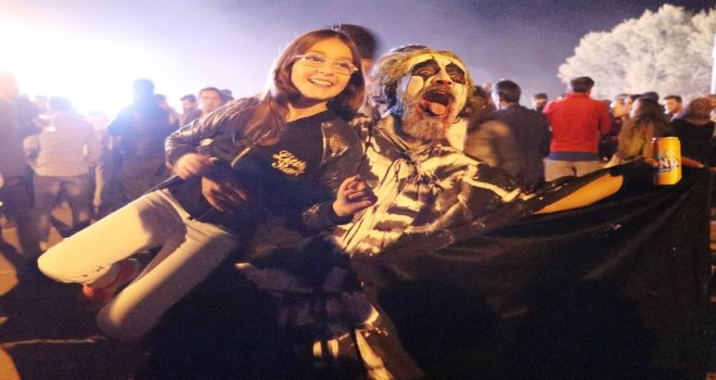 Gençlik Festivali Selda Bağcan Ve Teoman Konseri İle Sona Erdi