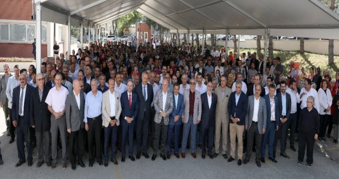 Başkan Sekmen Personeliyle Bayramlaştı