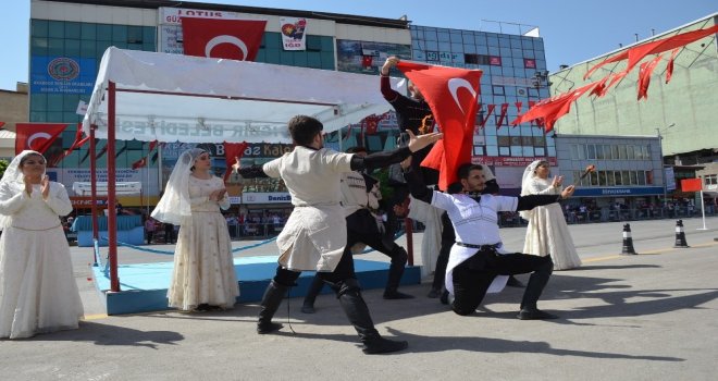 Iğdırda Zafer Bayramı Coşkusu