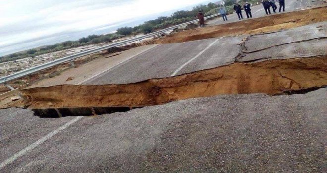 Tunustaki Sel Felaketinde 2 Kişi Hayatını Kaybetti