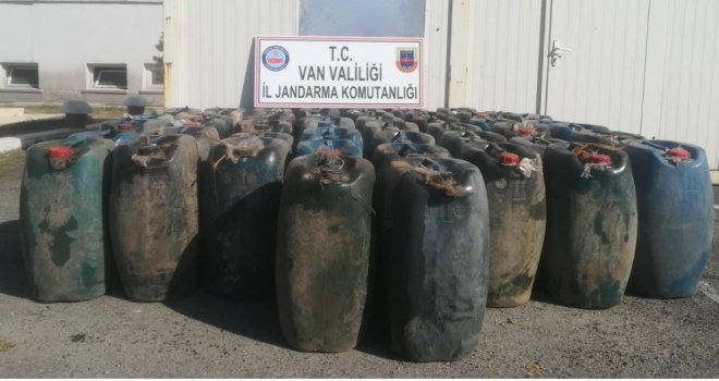 Vanda 3 Bin Litre Kaçak Akaryakıt Ele Geçirildi