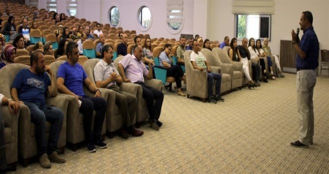 Kardelen Kolejinde Sınav Kurs Bilgilendirme Toplantısı Yapıldı