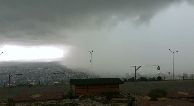 Adıyamanı Bir Anda Kara Bulutlar Kapladı