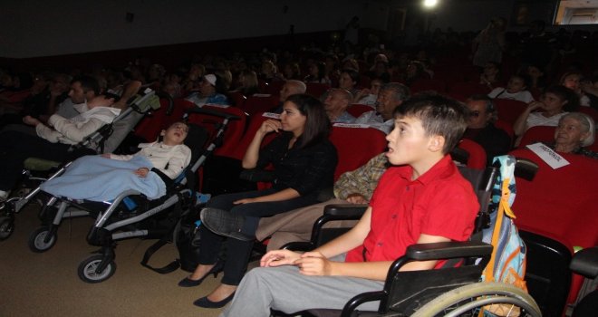 Teşhis Konulamayan Baran Ve Deniz İçin 8 Sanatçı Gönüllü Konser Verdi