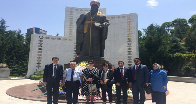 Paülü Akademisyenler Türkmenistan Büyükelçiliği Tarafından Ödüllendirildi