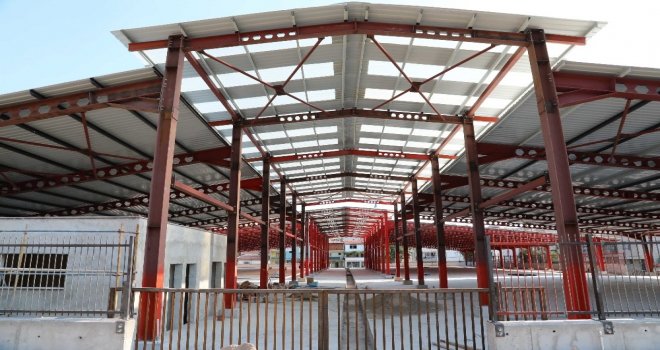 Nafiz Gürman Pazar Yerinde Geri Sayım