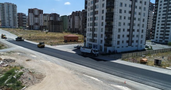 Talas Mevlana Mahallesinde Yol Çalışmaları Devam Ediyor