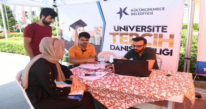 Danışmanlık Hizmeti Gençlerin Ayağına Gitti