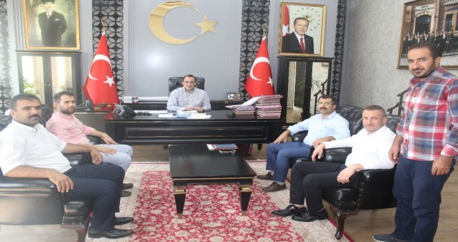 İlim Yayma Cemiyeti Yönetimi Kaymakam Kaya İle Bir Araya Geldi